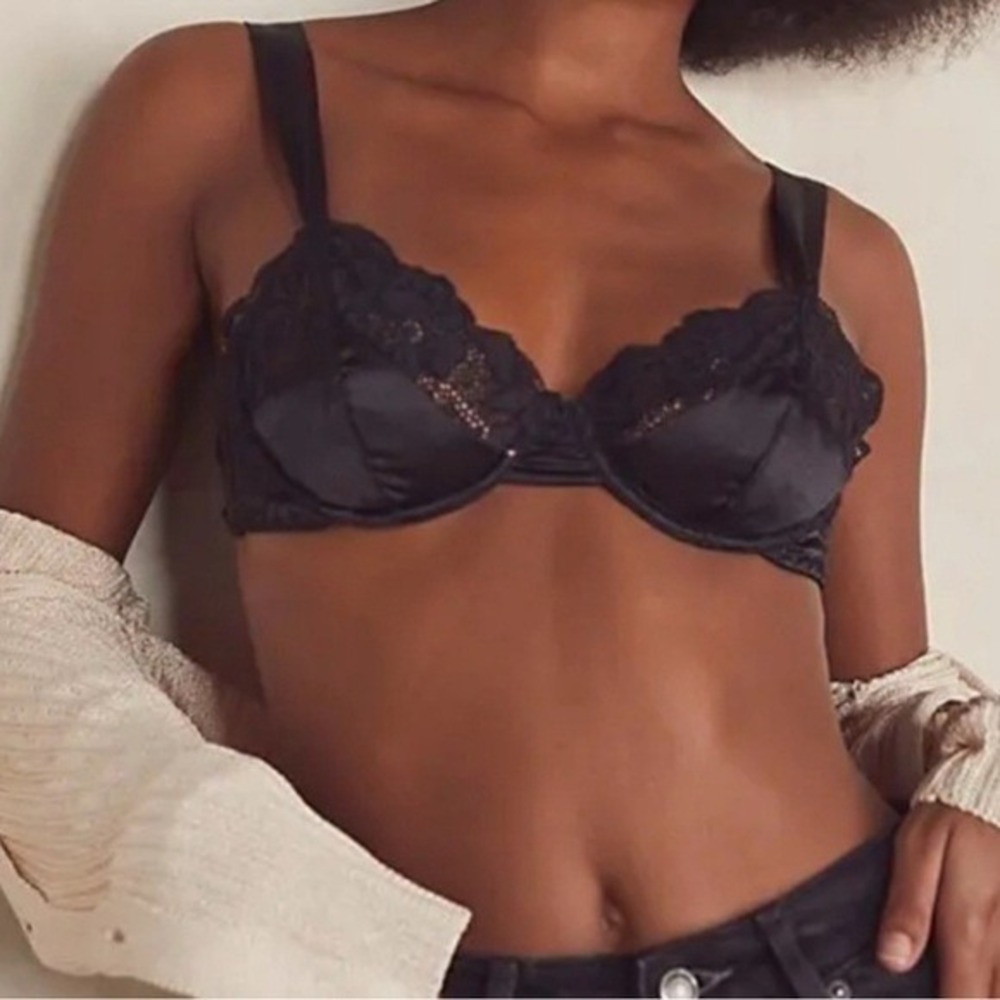 We Are HAH x Free People After Hours Black Lace Bra Noir A‎ 28–36